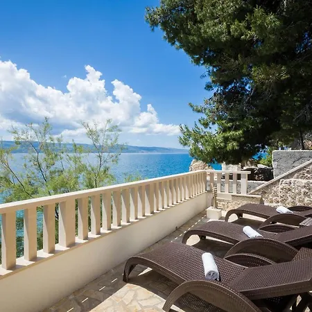 Adriatica Excelsior * Stanici