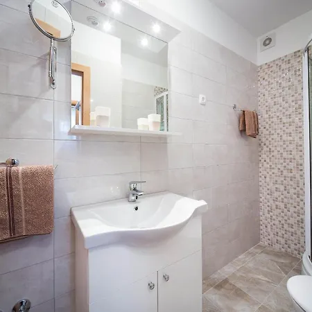 Adriatica Excelsior Apartment Stanici