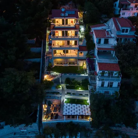 Adriatica Beachfront Stanici